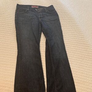 Like new Gap curvy low rise jeans size 12
